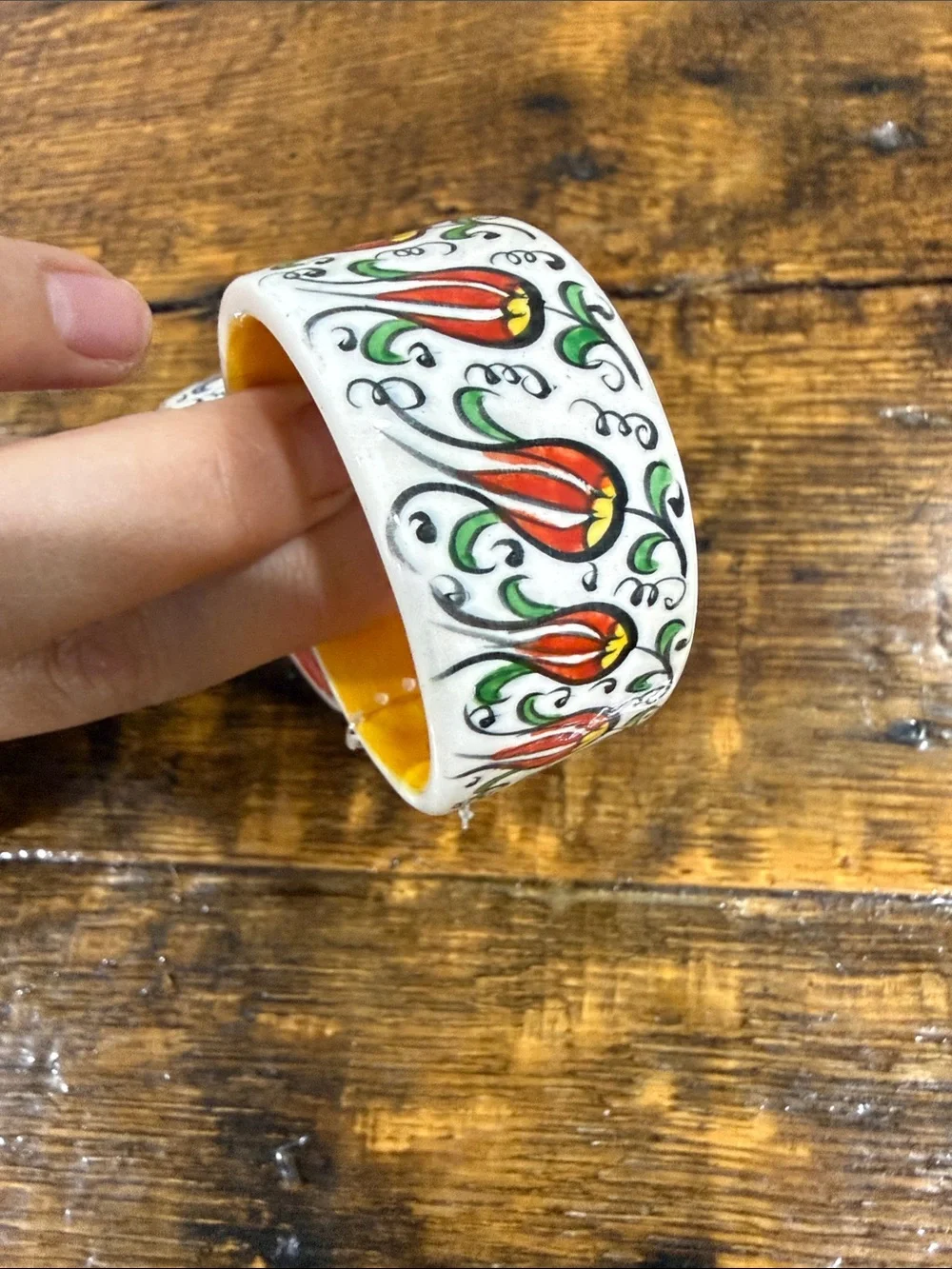 Hand painted napkin holders by Nimet